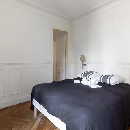 Superbe Haussmannien Au Coeur De
